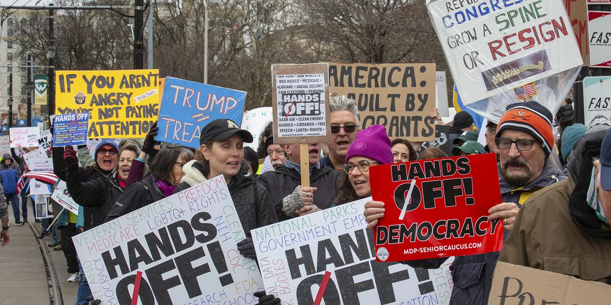 Landeswäit Protester géint den US-President Donald Trump