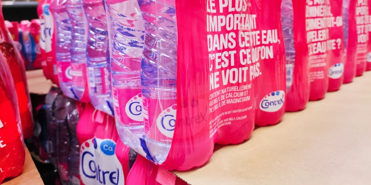 Mikroplastik am Mineralwaasser? Nestlé steet a Frankräich an der Kritik | © GoodPics - stock.adobe.com