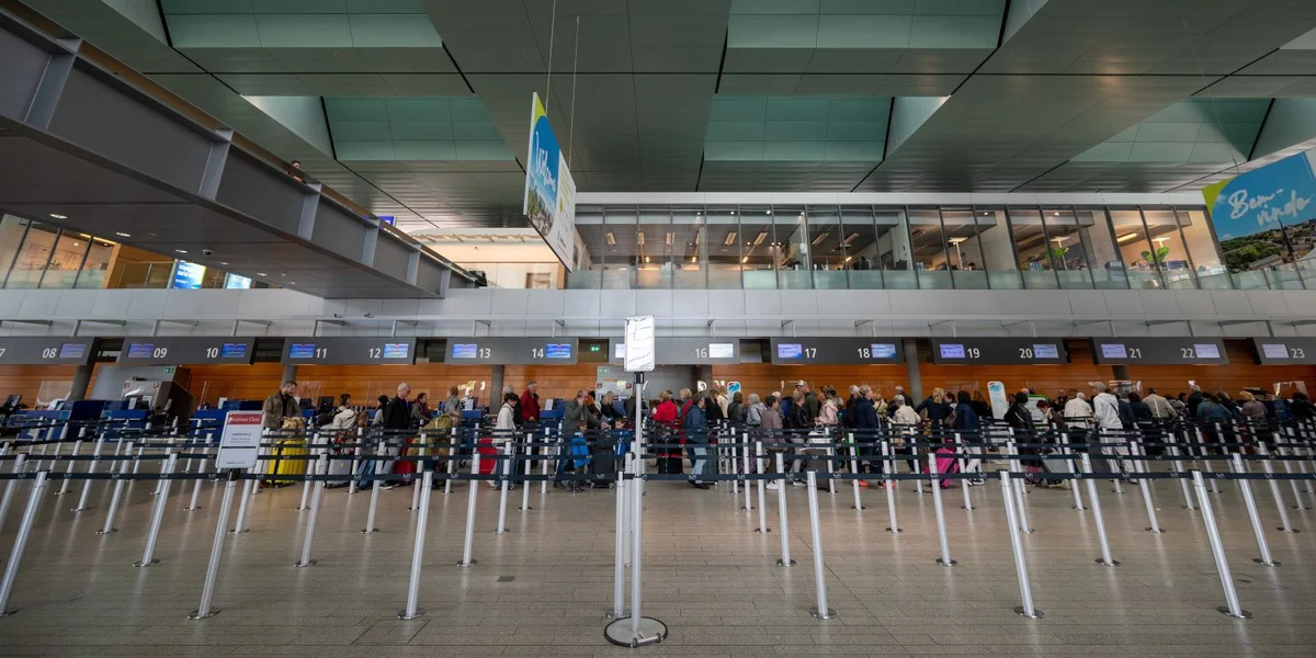EU-Reform zu Fluchpassagéierrechter kéint zu méi héije Käschte féieren, fäert Luxair | © picture alliance/dpa | Harald Tittel