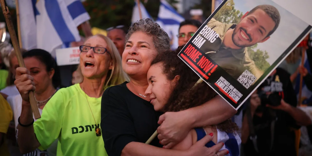 Gazasträif: All iwwerliewend Geisele goufe fräigelooss | © EPA/STRINGER