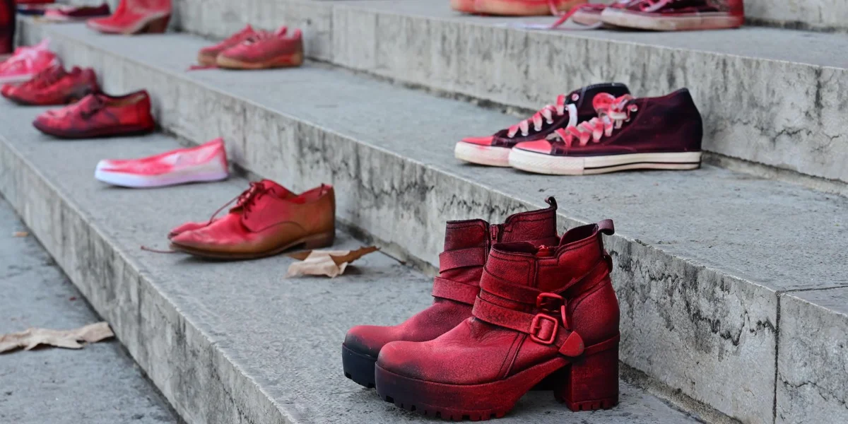 Kierperlech a sexuell Gewalt a Frankräich klëmmt - Meescht Fäll a familiärem Ëmfeld  | © picture alliance / NurPhoto | Romain Doucelin