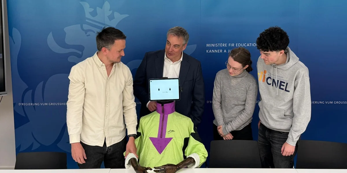 Vill Jonker gesinn d'KI als Kolleeg - Educatiounsministère wëll deem entgéint wierken | © Moris Garzaro