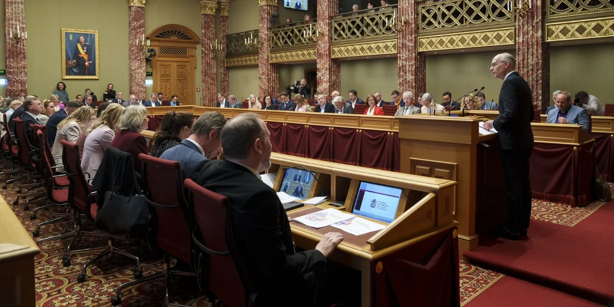 D'Oppositioun ass besuergt iwwer de Finanzement vun den ugekënnegten Depensen | © Chambre des Députés