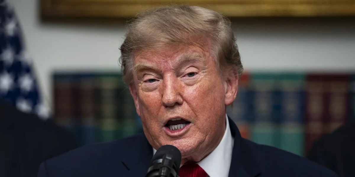 Néierlage fir Trump: Geriichter kippen Ännerunge fir Bréifwal a fir Journalistevisaen | © EPA/AL DRAGO