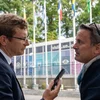EU-Sanktiounslëscht: Xavier Bettel verdeedegt Erofhuele vum Michail Fridman