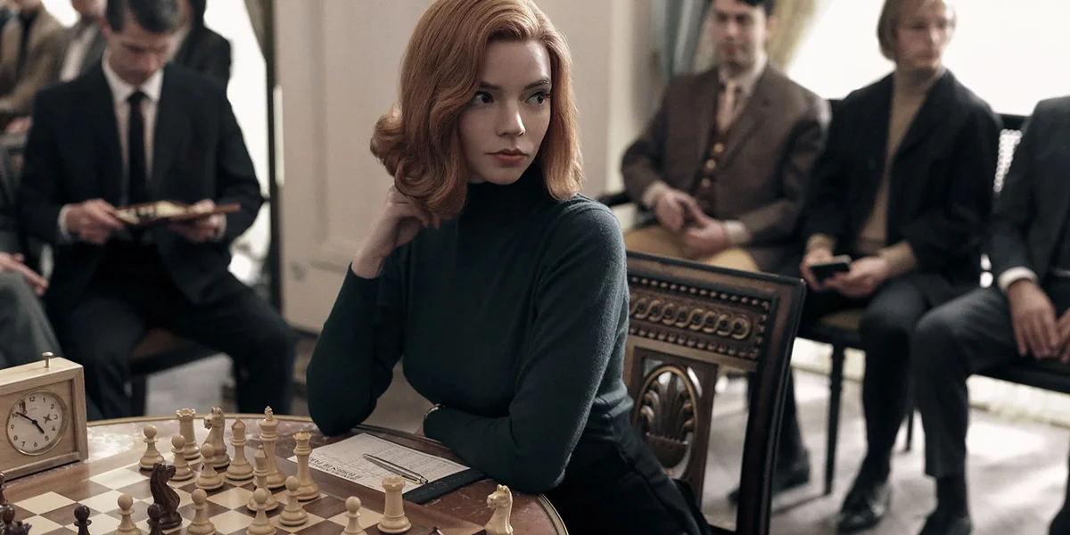 "The Queen's Gambit" mat an der Anya Taylor-Joy an der Haaptroll huet 2020 e Schach-Boom ausgeléist. | © Netflix